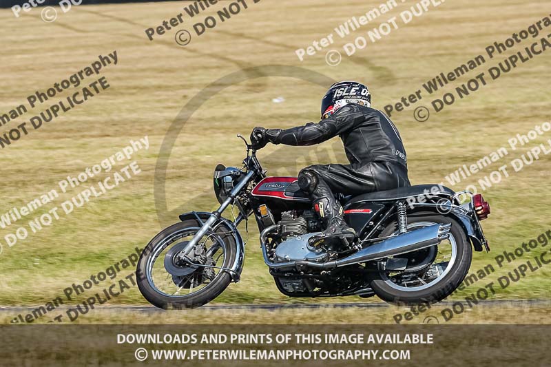 cadwell park;cadwell park photographs;cadwell trackday photographs;enduro digital images;event digital images;eventdigitalimages;peter wileman photography;racing digital images;trackday digital images;trackday photos